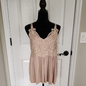 Cupio Flowy Crochet Tank